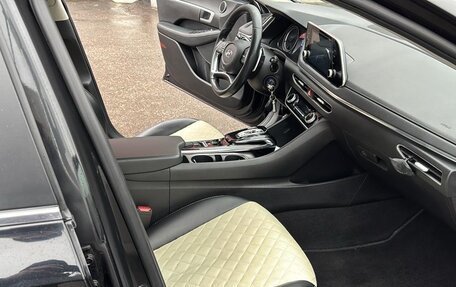 Hyundai Sonata VIII, 2021 год, 2 500 000 рублей, 5 фотография