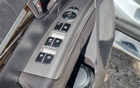 Hyundai Santa Fe III рестайлинг, 2012 год, 1 250 000 рублей, 10 фотография