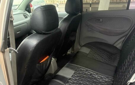 KIA Rio II, 2002 год, 200 000 рублей, 12 фотография