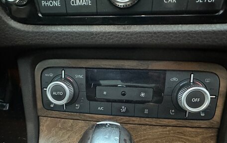 Volkswagen Touareg III, 2016 год, 3 100 000 рублей, 14 фотография