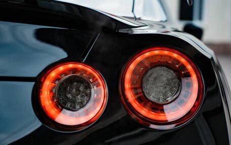 Nissan GT-R, 2012 год, 7 000 000 рублей, 17 фотография