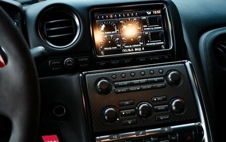 Nissan GT-R, 2012 год, 7 000 000 рублей, 10 фотография