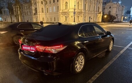 Toyota Camry, 2019 год, 2 400 000 рублей, 5 фотография
