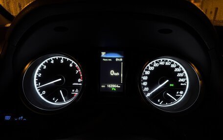 Toyota Camry, 2019 год, 2 400 000 рублей, 17 фотография