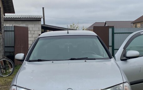 Nissan Almera, 2002 год, 250 000 рублей, 3 фотография