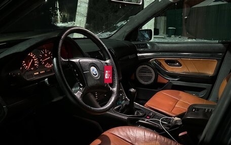 BMW 5 серия, 1998 год, 550 000 рублей, 24 фотография