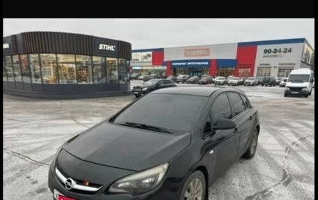 Opel Astra J, 2013 год, 435 000 рублей, 1 фотография