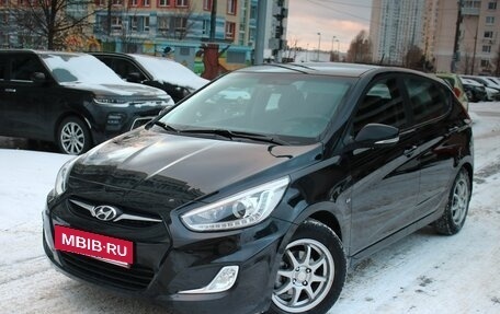 Hyundai Solaris II рестайлинг, 2013 год, 1 080 000 рублей, 3 фотография