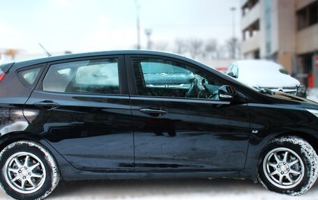 Hyundai Solaris II рестайлинг, 2013 год, 1 080 000 рублей, 8 фотография