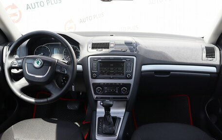 Skoda Octavia, 2011 год, 880 000 рублей, 8 фотография