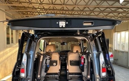 Nissan Serena IV, 2018 год, 2 100 000 рублей, 2 фотография