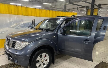 Nissan Pathfinder, 2005 год, 780 000 рублей, 5 фотография