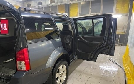 Nissan Pathfinder, 2005 год, 780 000 рублей, 4 фотография