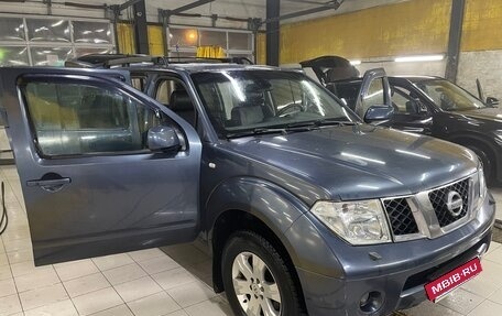 Nissan Pathfinder, 2005 год, 780 000 рублей, 3 фотография