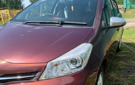 Toyota Vitz, 2011 год, 810 000 рублей, 3 фотография