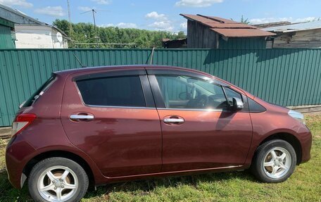 Toyota Vitz, 2011 год, 810 000 рублей, 4 фотография