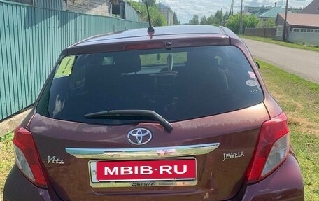 Toyota Vitz, 2011 год, 810 000 рублей, 11 фотография