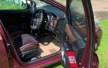 Toyota Vitz, 2011 год, 810 000 рублей, 33 фотография