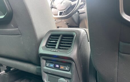 Volkswagen Tiguan II, 2017 год, 2 150 000 рублей, 13 фотография