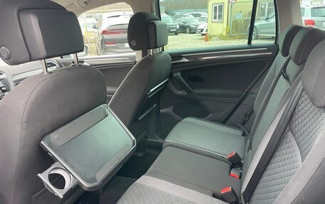 Volkswagen Tiguan II, 2017 год, 2 150 000 рублей, 16 фотография