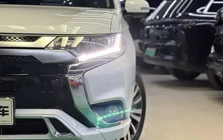 Mitsubishi Outlander III рестайлинг 3, 2021 год, 1 980 143 рублей, 3 фотография