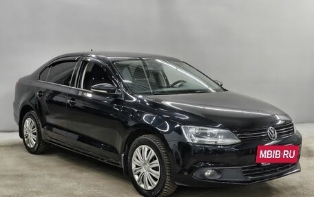 Volkswagen Jetta VI, 2012 год, 1 078 000 рублей, 3 фотография