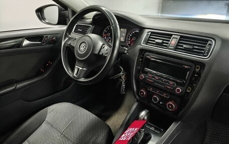 Volkswagen Jetta VI, 2012 год, 1 078 000 рублей, 10 фотография