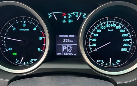 Toyota Land Cruiser 200, 2008 год, 3 300 000 рублей, 14 фотография