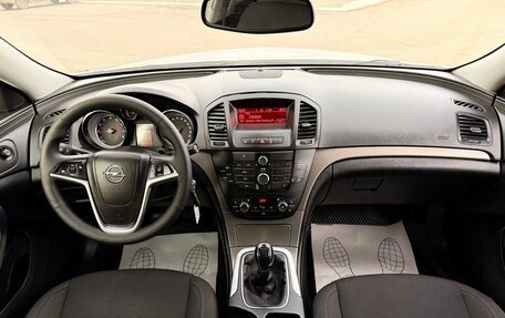 Opel Insignia II рестайлинг, 2013 год, 890 000 рублей, 12 фотография