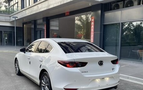Mazda 3, 2022 год, 1 535 000 рублей, 4 фотография