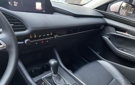 Mazda 3, 2022 год, 1 535 000 рублей, 16 фотография