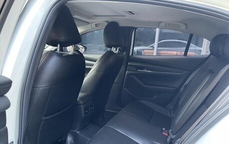 Mazda 3, 2022 год, 1 535 000 рублей, 14 фотография