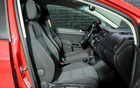 Volkswagen Golf Plus II, 2011 год, 850 000 рублей, 10 фотография