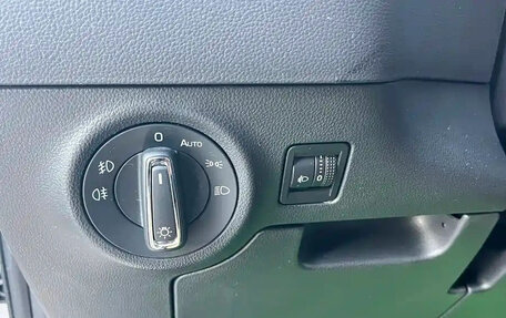 Skoda Karoq I, 2021 год, 1 930 125 рублей, 13 фотография