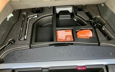 Toyota Prius IV XW50, 2021 год, 2 100 000 рублей, 17 фотография