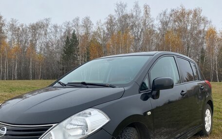 Nissan Tiida, 2010 год, 750 000 рублей, 2 фотография