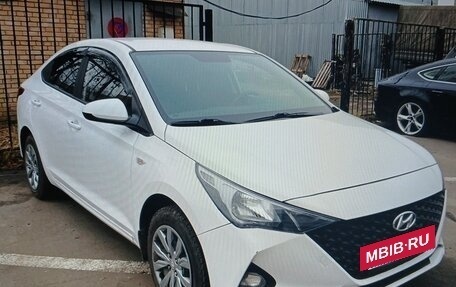 Hyundai Solaris II рестайлинг, 2022 год, 1 500 000 рублей, 2 фотография