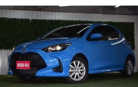 Toyota Yaris, 2023 год, 1 279 000 рублей, 1 фотография