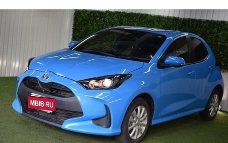 Toyota Yaris, 2023 год, 1 279 000 рублей, 6 фотография