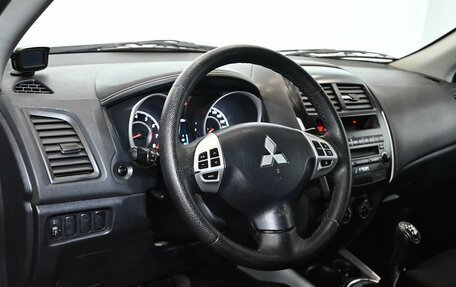 Mitsubishi ASX I рестайлинг, 2011 год, 850 000 рублей, 16 фотография