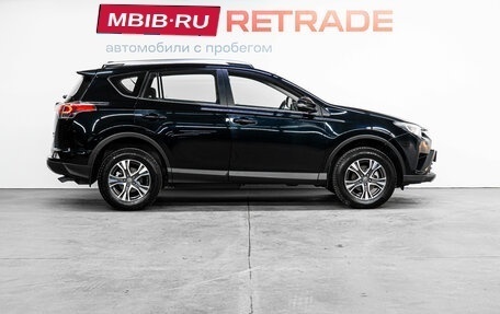 Toyota RAV4, 2017 год, 2 639 000 рублей, 5 фотография