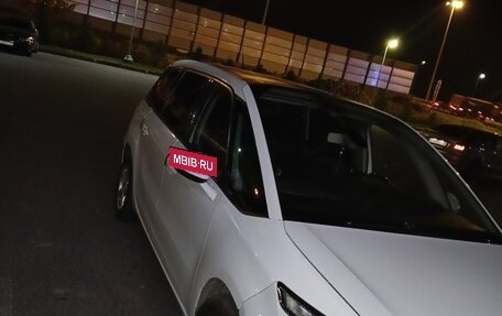 Citroen C4 Picasso II рестайлинг, 2017 год, 650 000 рублей, 4 фотография