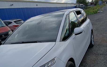 Citroen C4 Picasso II рестайлинг, 2017 год, 650 000 рублей, 11 фотография