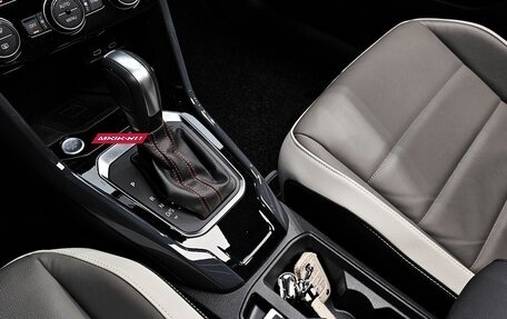 Volkswagen T-Roc I, 2022 год, 2 050 000 рублей, 14 фотография