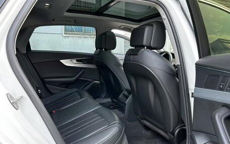 Audi A4, 2022 год, 2 250 000 рублей, 8 фотография