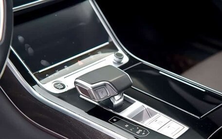 Audi A8, 2022 год, 9 630 000 рублей, 18 фотография