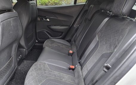 Peugeot 2008 II, 2021 год, 1 620 000 рублей, 10 фотография