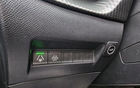 Peugeot 2008 II, 2021 год, 1 620 000 рублей, 15 фотография