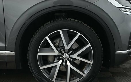 Volkswagen Touareg III, 2018 год, 5 200 000 рублей, 13 фотография