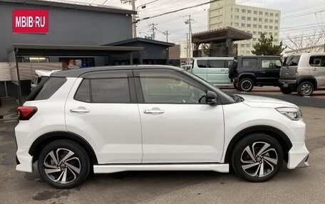 Toyota Raize I, 2021 год, 1 380 000 рублей, 4 фотография